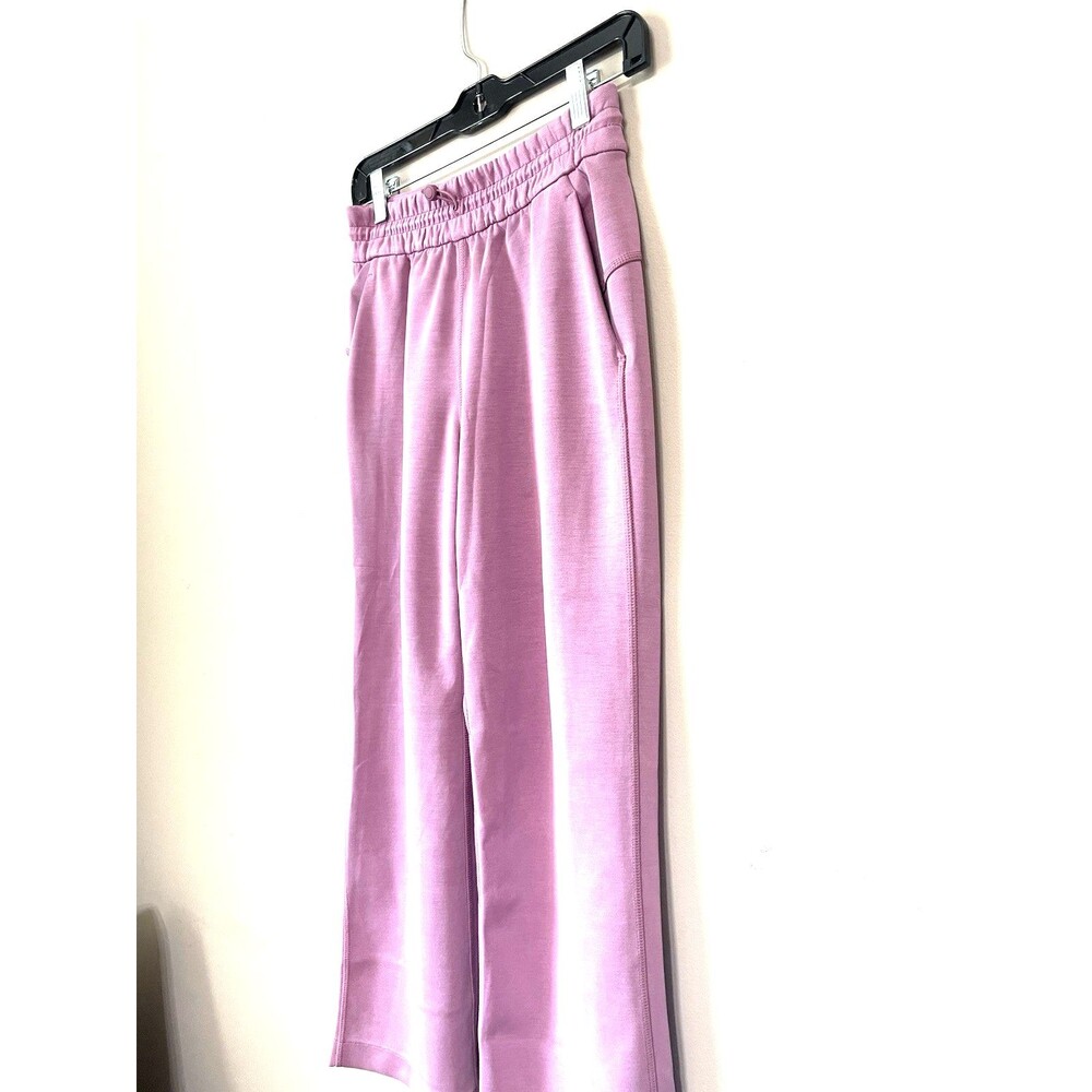 Lululemon Softstreme High-Rise Pant Regular Size 2 Short Pink - perfect!